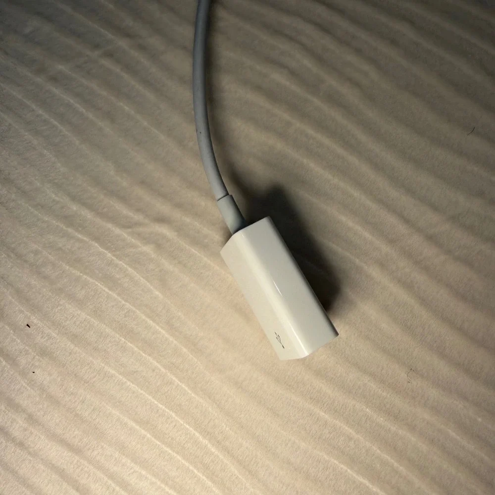 Apple USB-C to USB Adapter White Model A1632 MJ1M2AM/A Genuine Dongle
